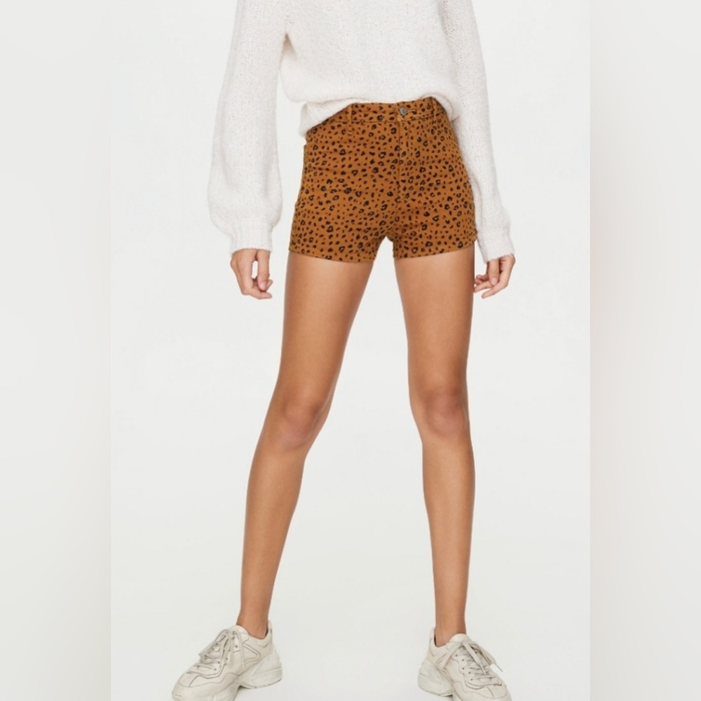 Sunday Best Leopard Shorts - Size 2